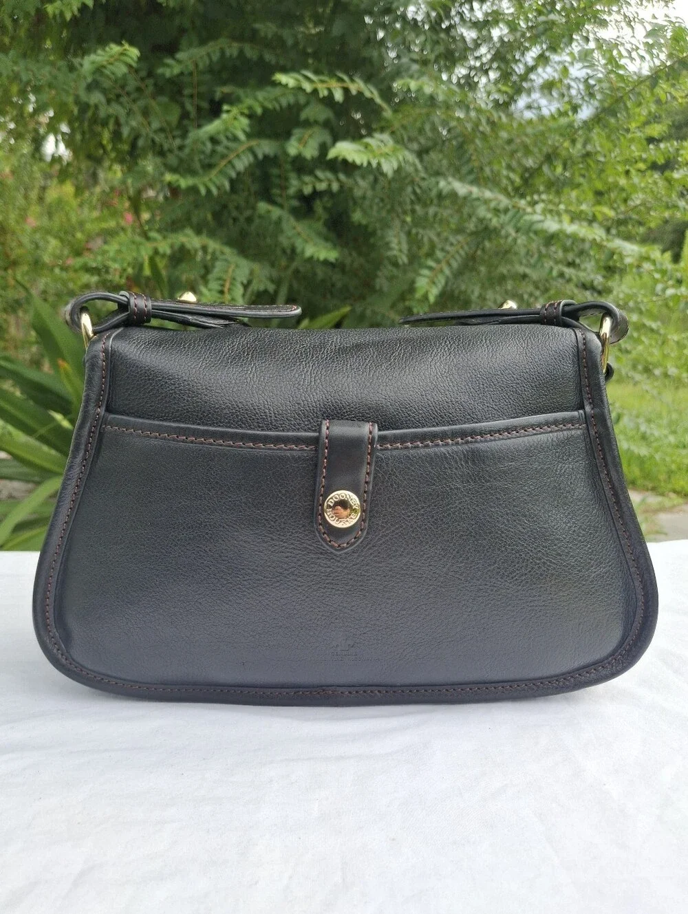 Dooney & Bourke retired dooney
